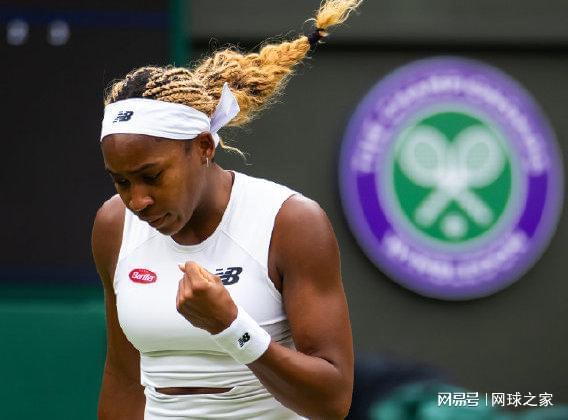 球迷举着印 球迷举着印